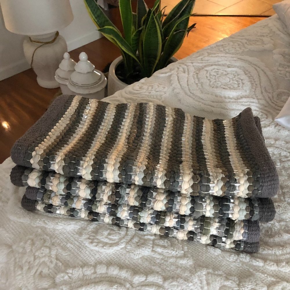 SET OF 4 WOVEN "RAG RUG" LOOK PLACEMATS